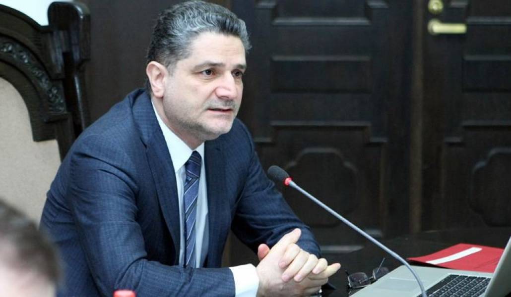 63ac6a45e1018f91dd8d9293889b36b7