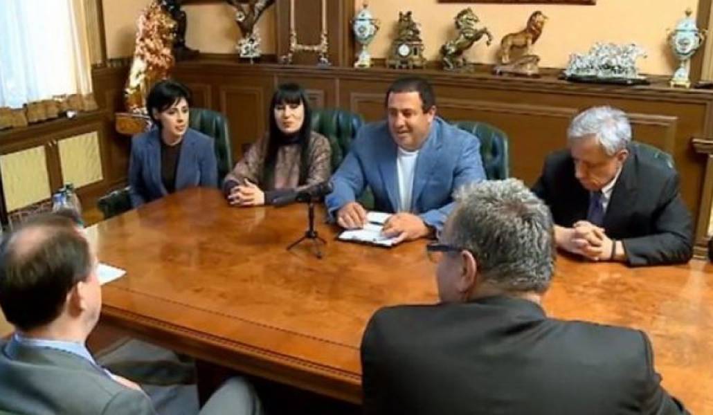 54d412fa98a92c7f5b4c7da2249ac986