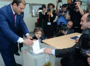 Тарон Маргарян опроверг