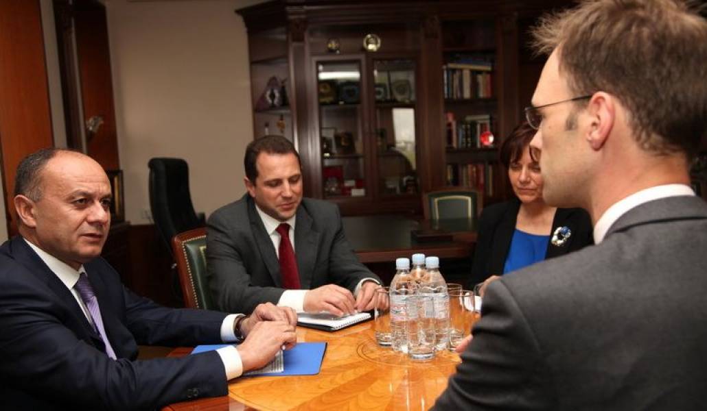 3346bf9614e7b0511093975050850e34