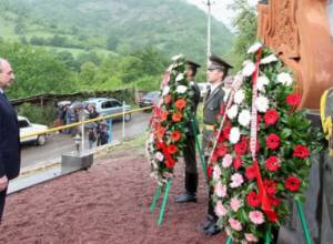 В селе Патара открылся памятник