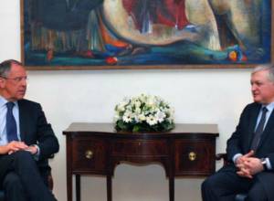 Эдвард Налбандян встретился с Сергеем Лавровым