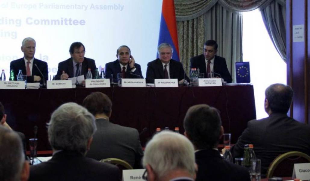 2ae2b5cf44950e0f809ea8b0b772eec8