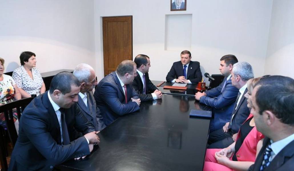 b56d86acb52945787e2626e4fe6aa0dc