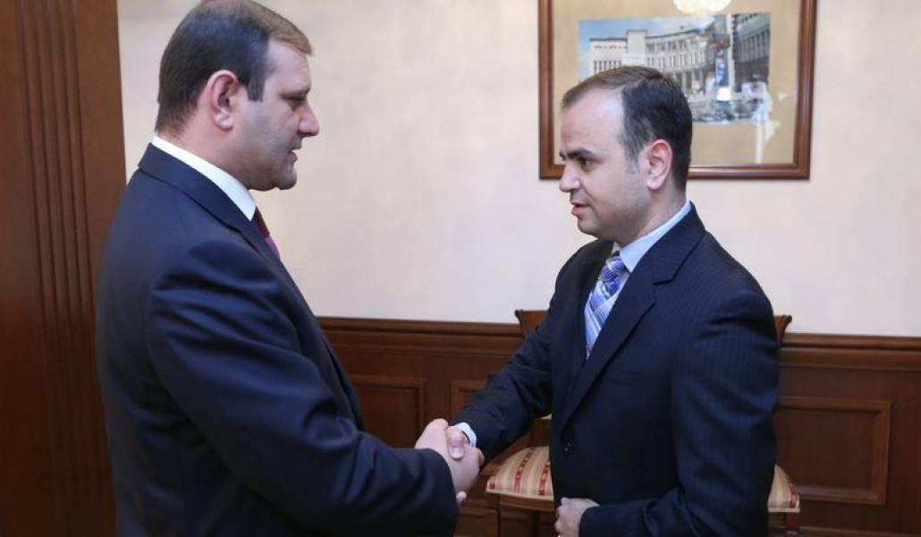 be078af4cf37695498d54cdb166d9631