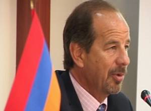 Аргентина тоже положила глаз на наши недра?