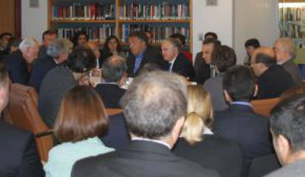 46a648a4be4adf11af5247135e941356