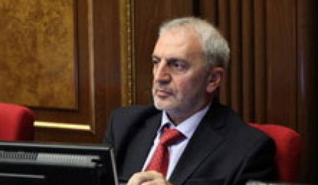 38f01ed9c9d05e4a08df072d6cdf6903