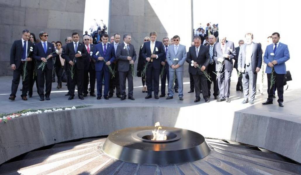 4998abcf3da65125d4c6f80381335c1a