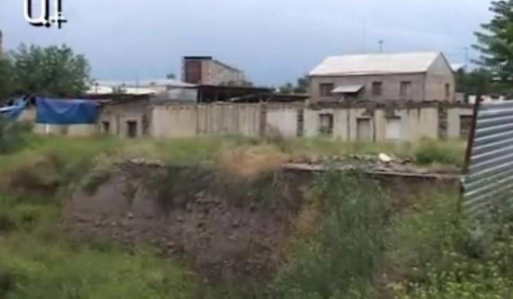 46d99d01888fd9aa254d24dc37d6f146