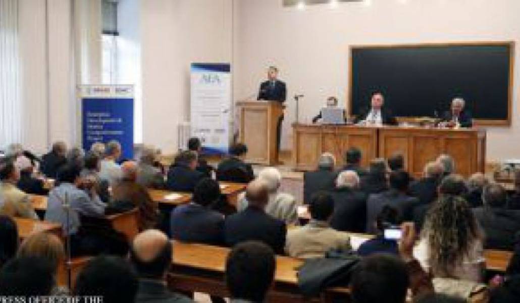 4ec2a61797f970a44d270e74159bc19b