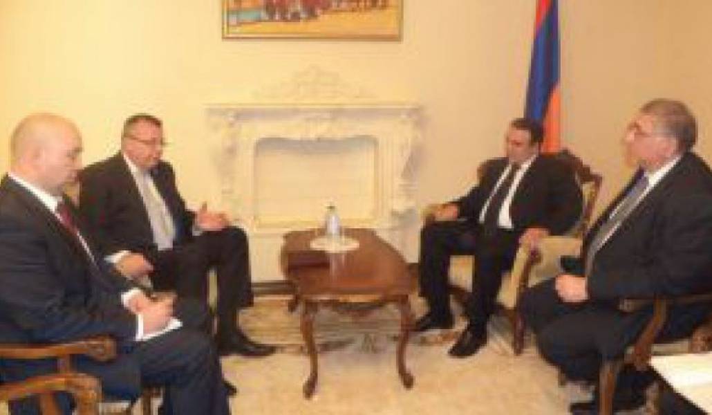 b856f0acc2379038647837edec1990c3