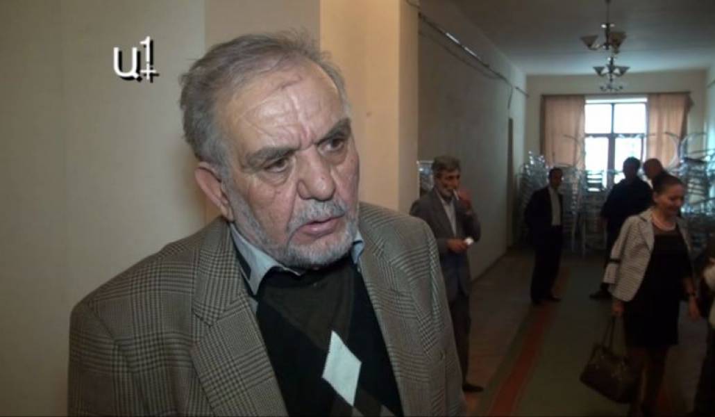 9e4a8641868ef2ed0f8fa7b58d44849b