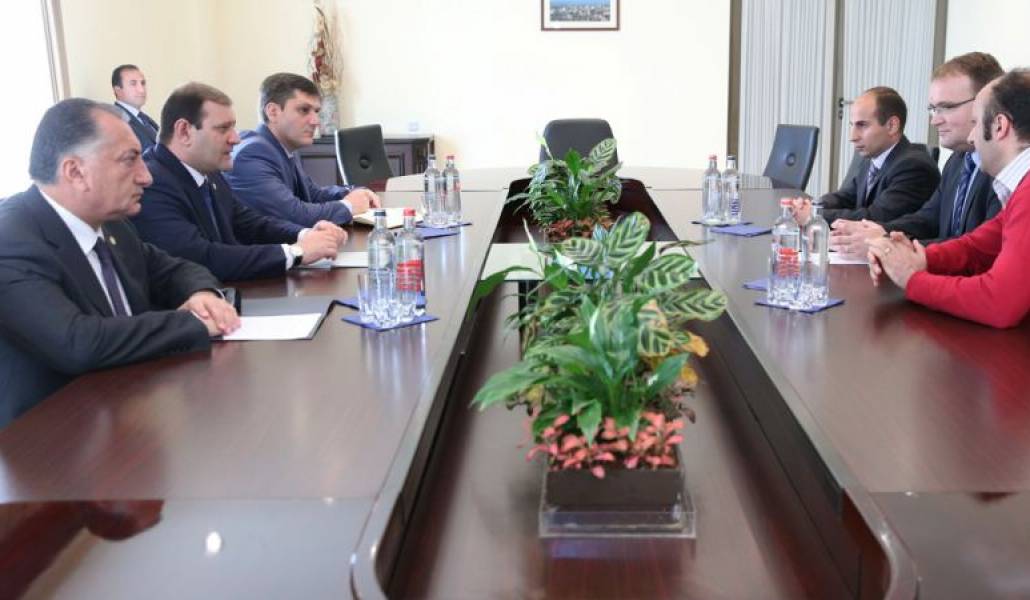 3fae2a65da790dd97015b8a2c3e12bf0