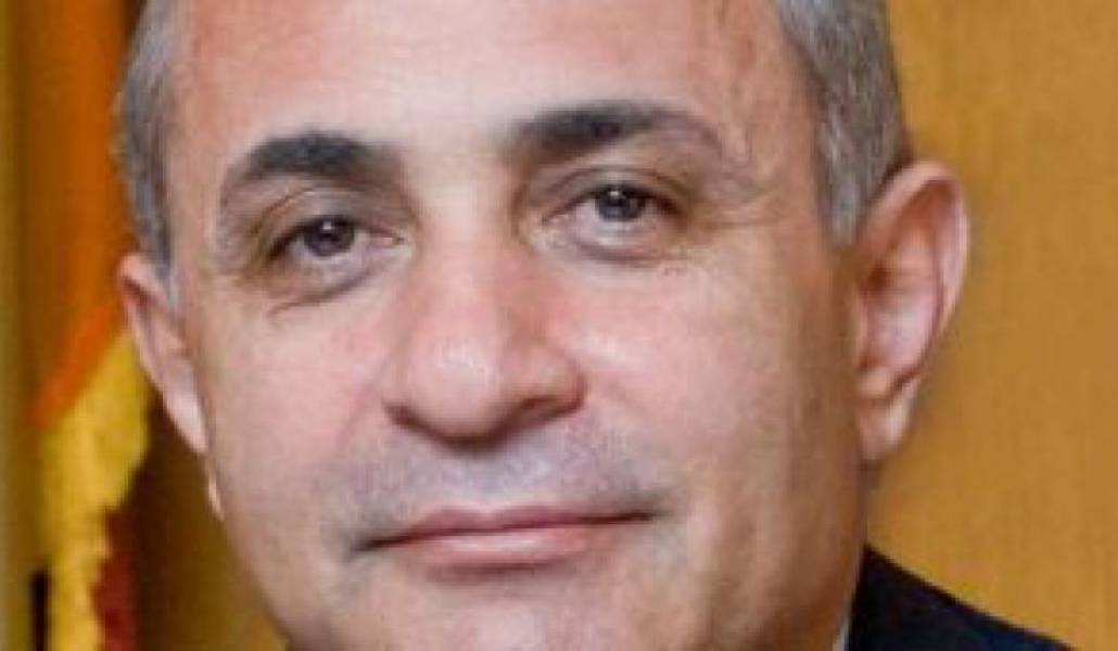 6296bc85164cb104db8cd3f5b45ad74d