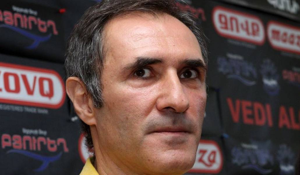 f3f4d41bdd2ea4b39807d913f8abf1ff