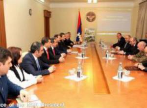 Бако Саакян принял мэра Еревана