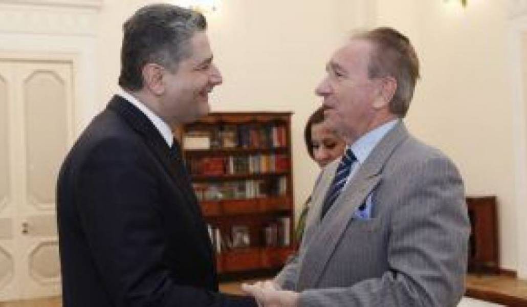 05fcef2b48d221635c6ed833c9df5046