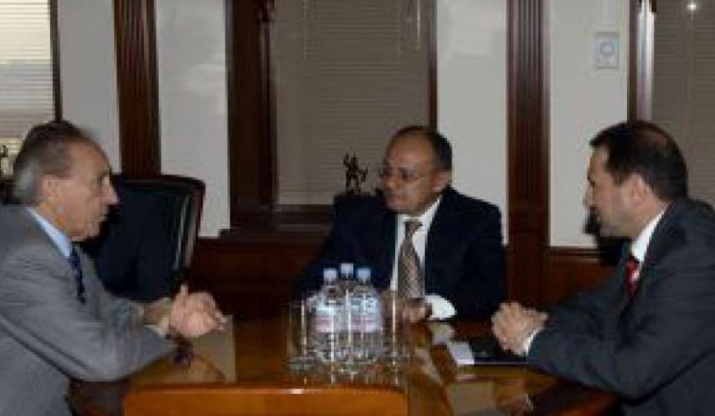 b1ec4c6b1799458ac92c68bda1f59e5c