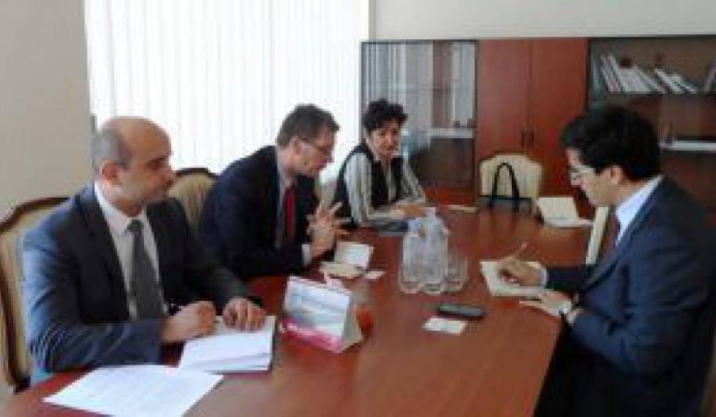 9ab9bd33bba2ed949b36ab57a797978c