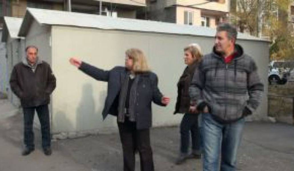 d32dc8c106fcde678fa90b93e8539682