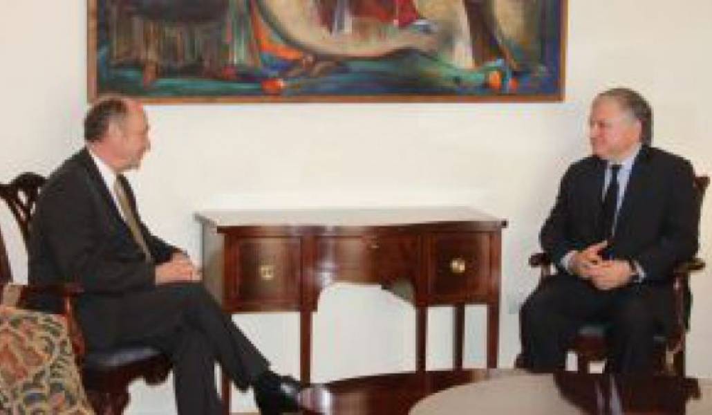 2c5037cb3bd1cef8c459b1e11c858b89