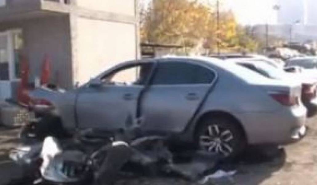 27e6b5c44679c2370bb17e076301b7db