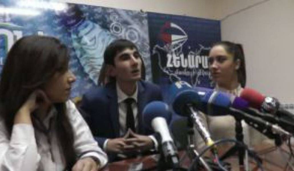 f5c8589ca8f3938348dfc89039ddb470