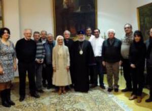 Испанцы в Святом Эчмиадзине