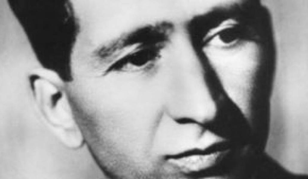 cf81a3ad22fda2296db073567bbd8b5d