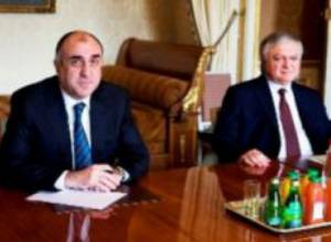 Встретились министры ИД Армении и Азербайджана