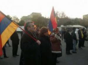 50 человек проведут революцию?