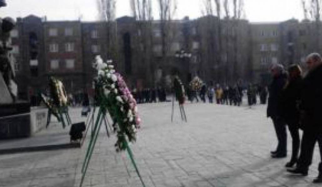 e1047d46170aa1505fc7f6ad5c5fc108