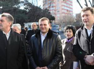 Визит на завод по производству стекла