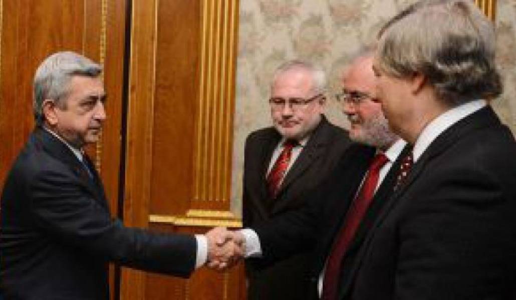 1e162530d43e250f06b5333497c93322