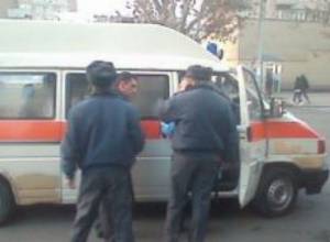 Автомобиль столкнулся с “Майским мостом”