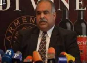 Հատվածներ Րաֆֆի Հովհաննիսյանի ասուլիսից