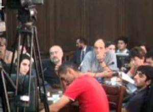 Քննարկումներ ԱԺ-ում