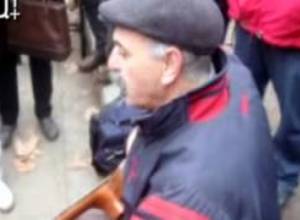 Մաշտոցի այգում երեկոյան