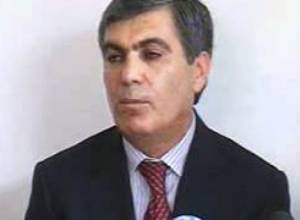 Aram Sargsyan puts down mandate