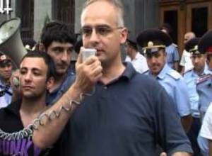 Ակցիա դատախազության մոտ