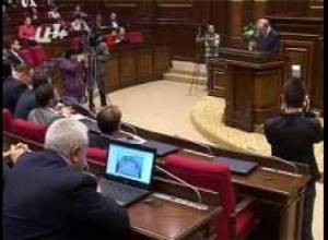 Շախմատ էին «խաղում» ԱԺ-ում կամ ԵԺԿ-ն ԱԺ-ում էր