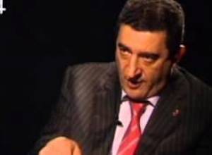 01.02 P.S. Հյուրը Վարդան Այվազյանն է