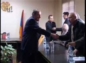 Տեր-Պետրոսյանը չի հեռանում