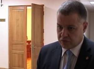 Մհեր Սեդրակյանը պետք է հարգալից լինի