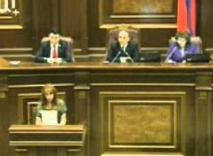 Զարուհի Փոստանջյանի ելույթը