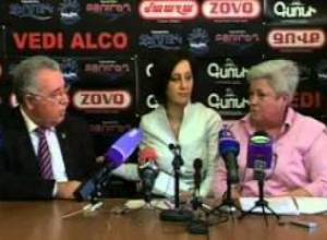 Խառատյանը հակադարձում է ՀՀԿ-ականին.Հայելի ակումբ