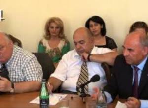 ԵՊՀ ռեկտոր.Չես վճարել-ուսանող չես