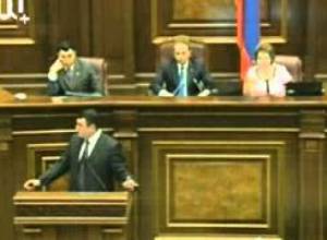 Արծվիկ Մինասյանի եւ Հրանտ Բագրատյանի հարցերը Կոստանյանին