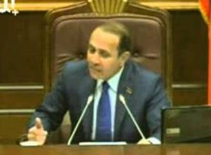 Հովիկ Աբրահամյանը չի հավատում Զարուհի Փոստանջյանին